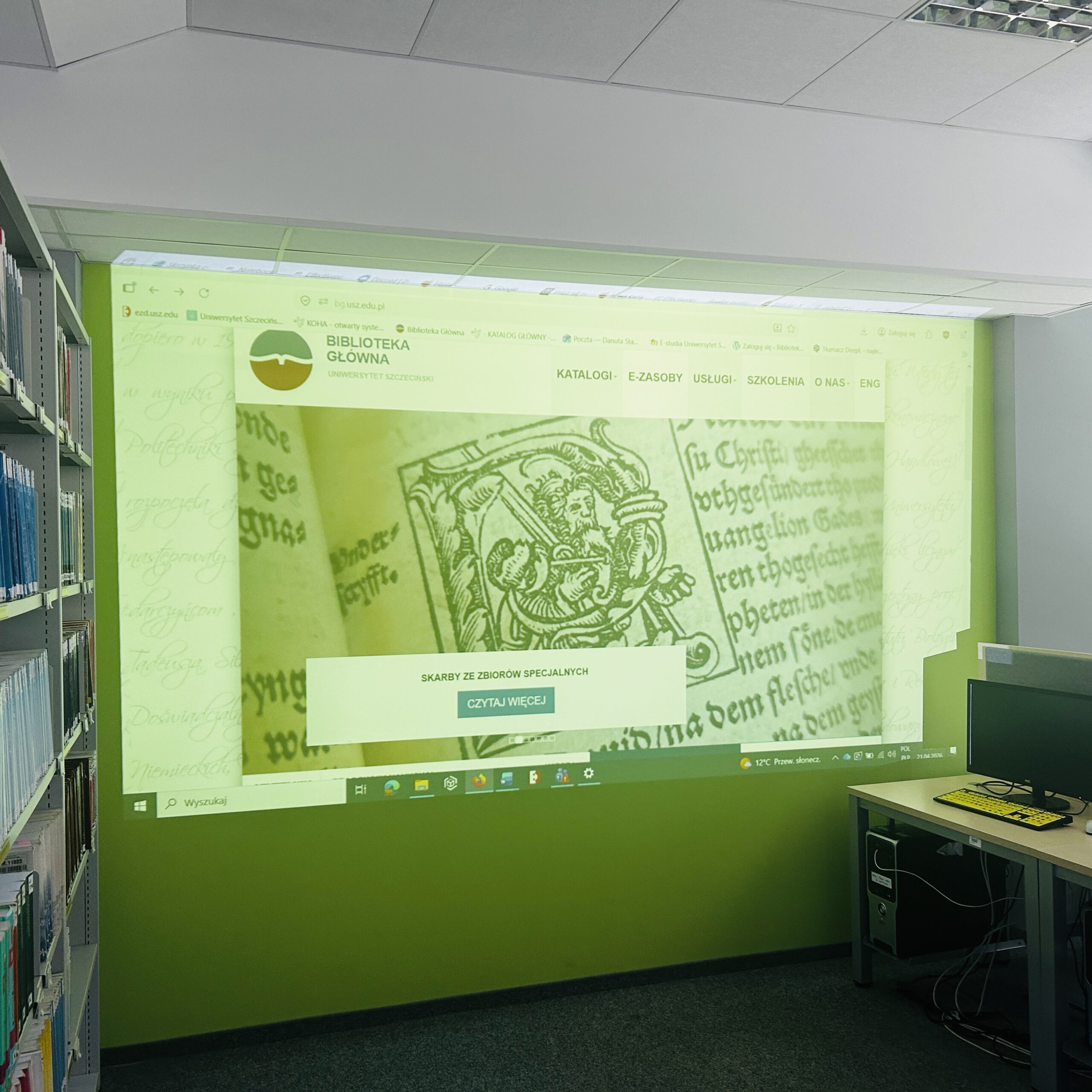 NotebookLM i AI w pisaniu prac dyplomowych